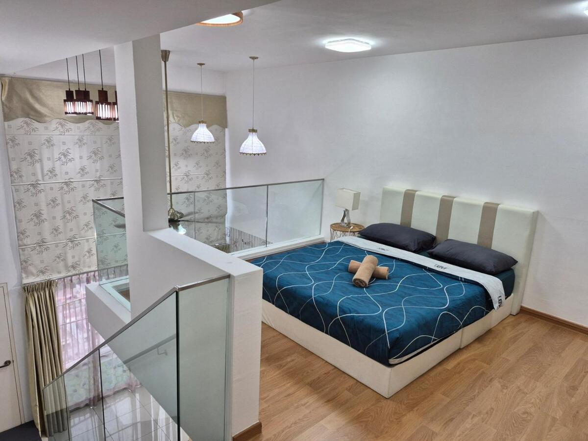 Ekocheras With Balcony Sunshine Cosy Next To Mrt 3 Or 4 Pax Kuala Lumpur